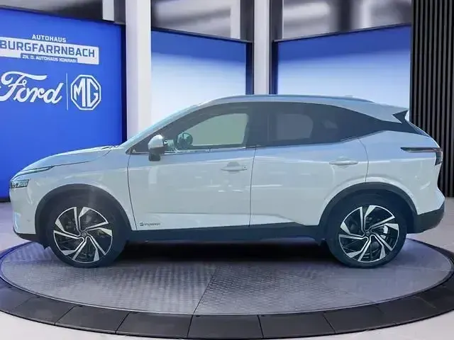 Gebraucht Nissan Qashqai 360º 190 PS (139 kW) 2023 Pearl white perleffekt SUV