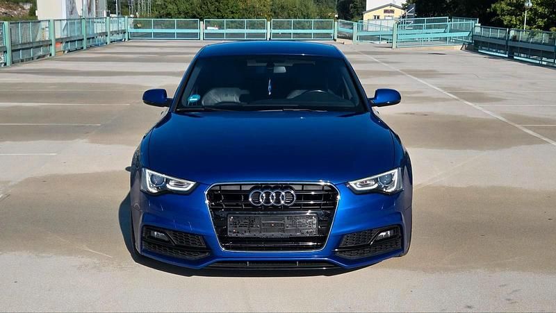 Blau Gebraucht 2015 Audi A5 Competition Coupé | 14.900 € (Etwas zu teuer) - Bild 1/4