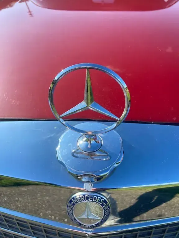 Gebraucht Mercedes 280 SE 160 PS (117 kW) 1969 Rot Coupé