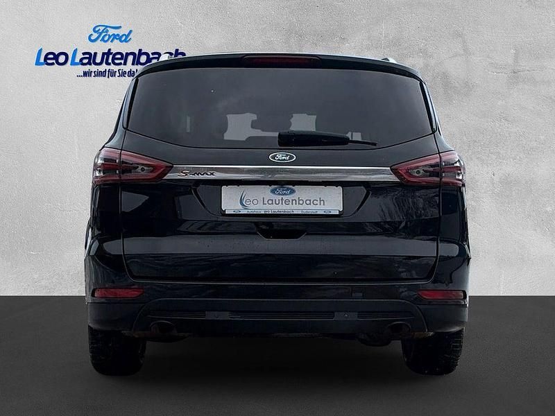 Gebraucht Ford S-MAX Titanium 160 PS (117 kW) 2018 Shadow black Van / Kleinbus