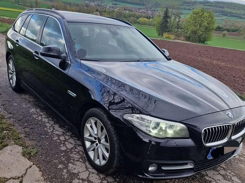 Gebraucht BMW 530 258 PS (189 kW) 2014 Schwarz Kombi