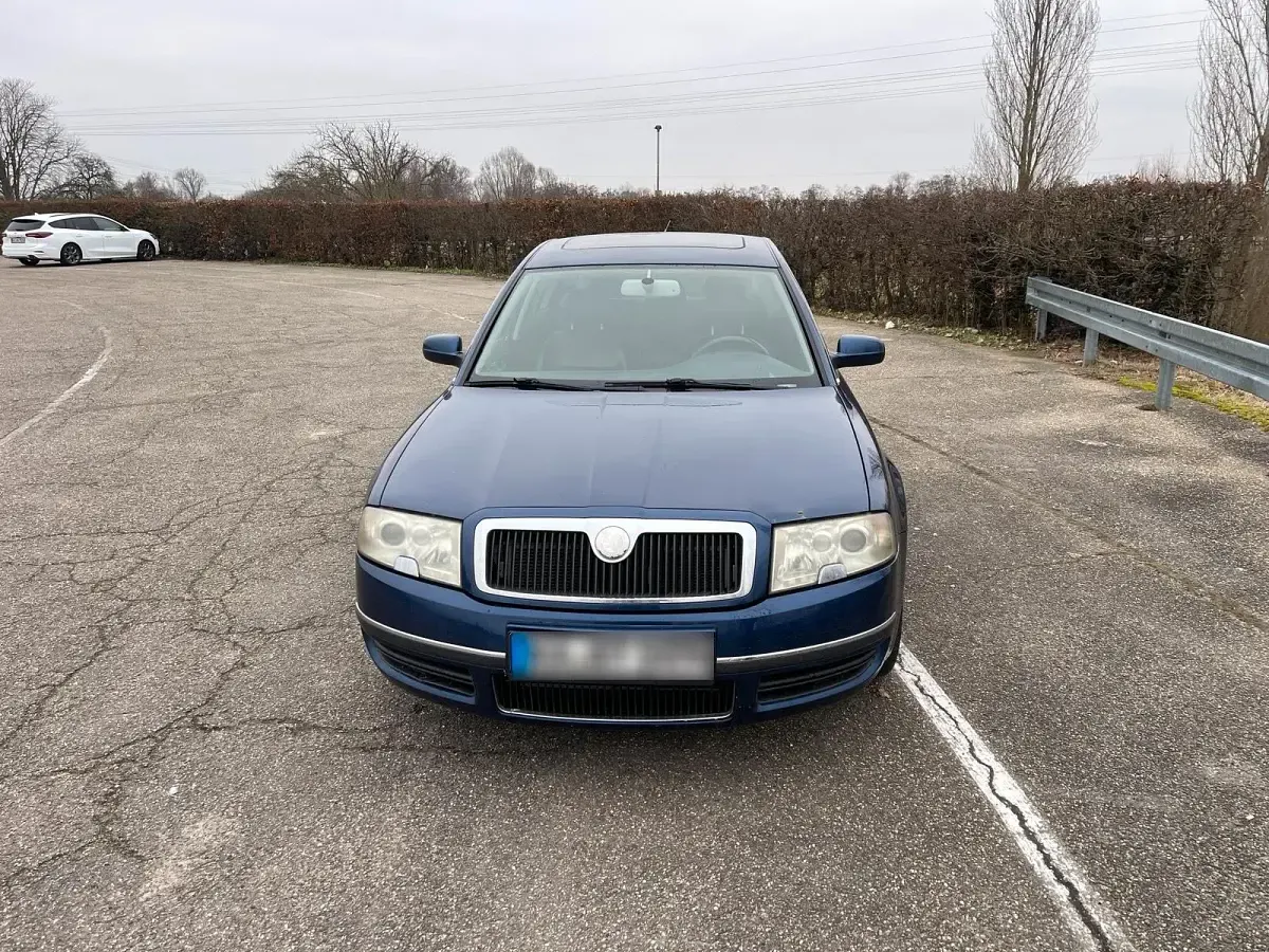 Gebraucht Skoda Superb 163 PS (119 kW) 2006 Blau Limousine