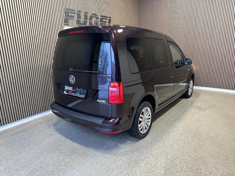 Gebraucht VW Caddy Trendline 102 PS (75 kW) 2020 Black berry metallic Van / Kleinbus