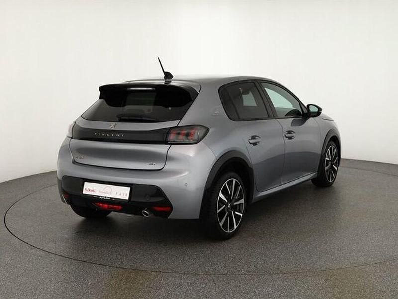 Gebraucht Peugeot 208 GT-line 101 PS (74 kW) 2023 Grau Kleinwagen