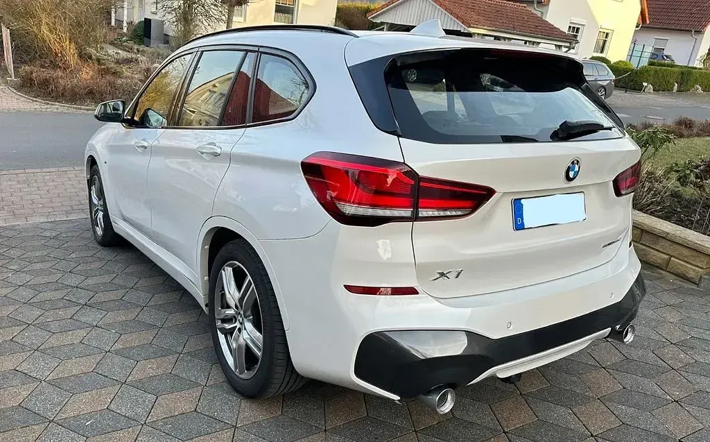Gebraucht BMW X1 M Sport 150 PS (110 kW) 2020 Weiß SUV