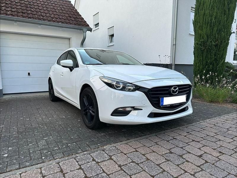 Second-hand Mazda 3 101 CP (74 kW) 2017 Alb Berlinǎ