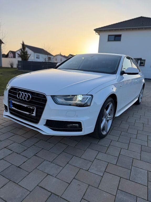 Gebraucht Audi A4 S-Line 170 PS (125 kW) 2015 Weiß Limousine