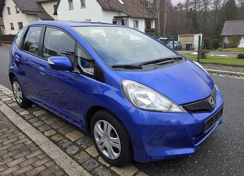 Gebraucht Honda Jazz 100 PS (73 kW) 2014 Blau Kleinwagen