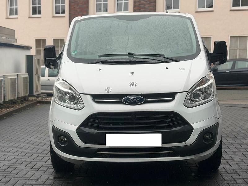 Gebraucht Ford Transit Custom 170 PS (125 kW) 2017 Weiß Van / Kleinbus