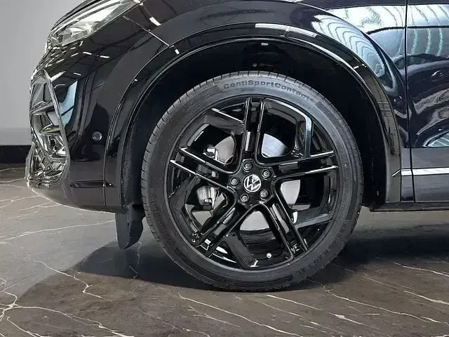 Gebraucht VW Tiguan R-line 193 PS (141 kW) 2024 Schwarz SUV