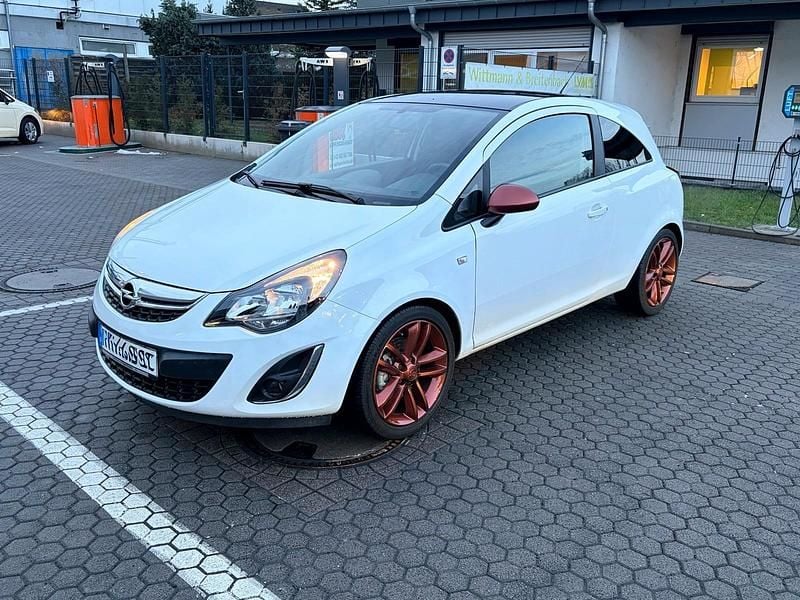 Weiß Gebraucht 2014 Opel Corsa OPC Kleinwagen | 4.500 € (Guter Preis) - Bild 1/4