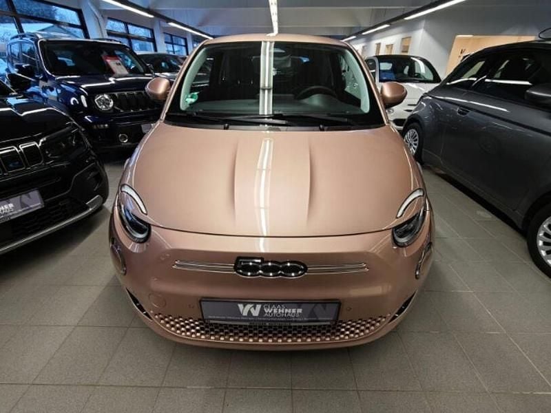 Gebraucht Fiat 500e 86 kW (118 PS) 2023 Rose gold) (gold Kleinwagen