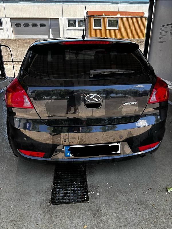 Usata Kia ProCeed 126 CV (92 kW) 2009 Nero Utilitaria