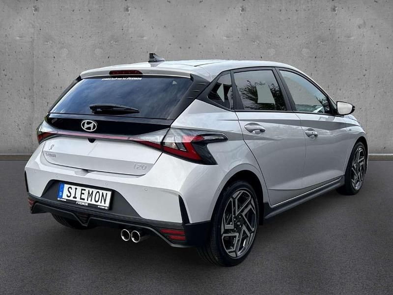 Gebraucht Hyundai i20 N Line 101 PS (74 kW) 2025 Lumen grey pearl Kleinwagen