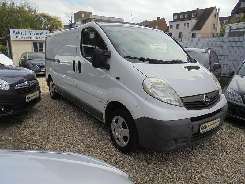 Casablancaweiss/glacier Gebraucht 2011 Opel Vivaro Van | 3.799 € (Superpreis) - Bild 1/4