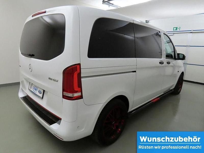 Gebraucht Mercedes Vito 190 PS (139 kW) 2023 Arktikweiß Van