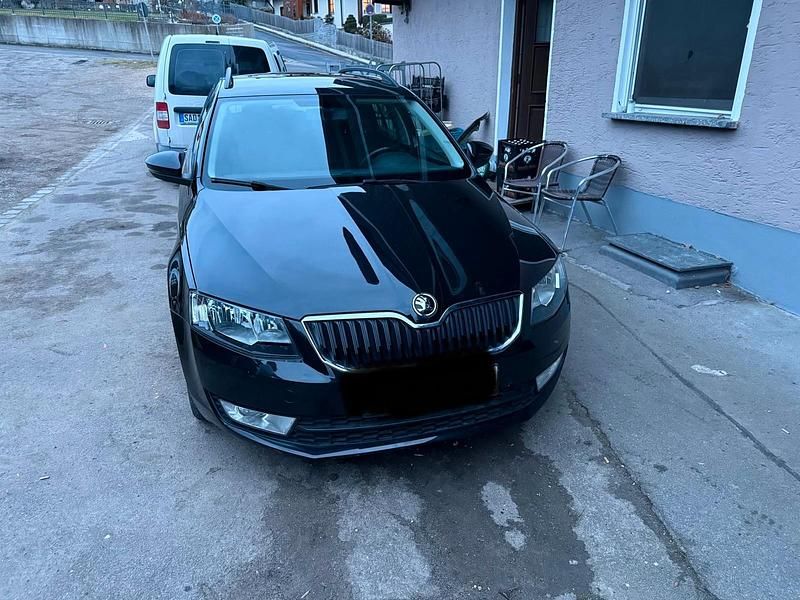 Gebraucht 2017 Skoda Octavia Kombi | 10.290 € (Superpreis) - Bild 1/4