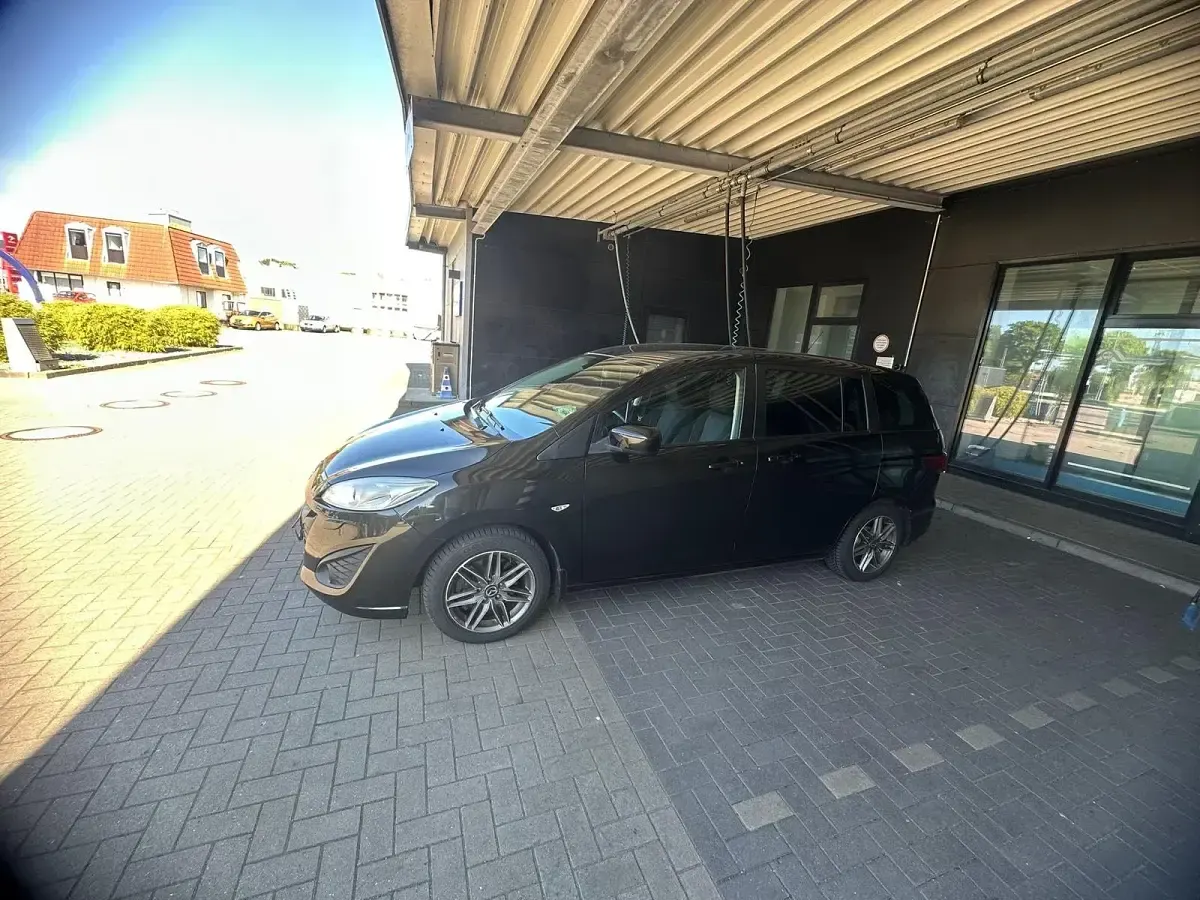 Gebraucht Mazda 5 116 PS (85 kW) 2011 Schwarz Van / Kleinbus