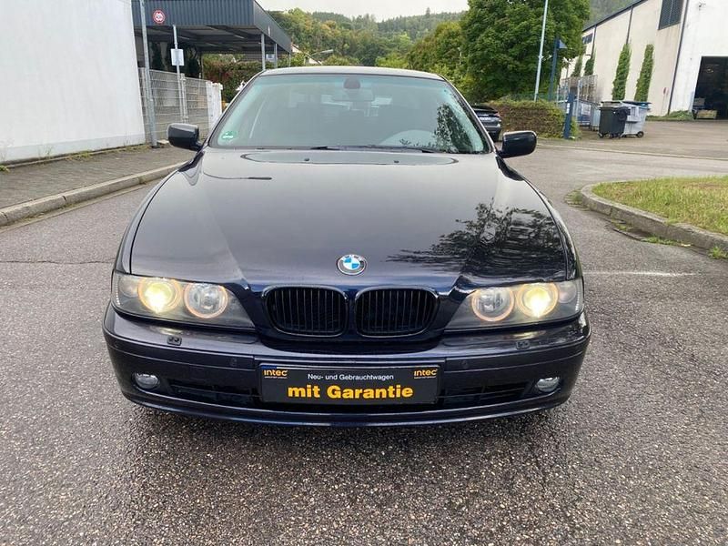 Gebraucht BMW 520 Sport Line 170 PS (125 kW) 2001 Blau Limousine