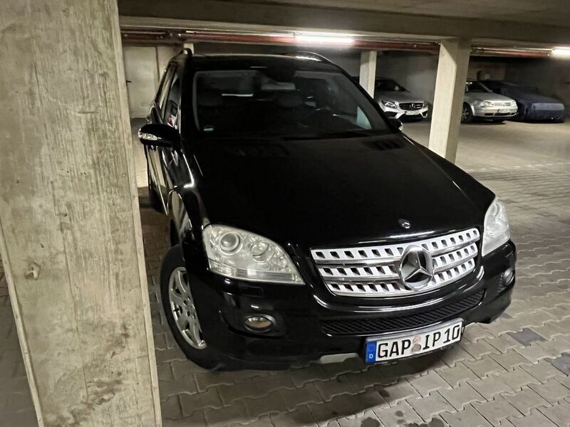 Schwarz Gebraucht 2006 Mercedes ML280 SUV | 3.000 € (Superpreis) - Bild 1/4