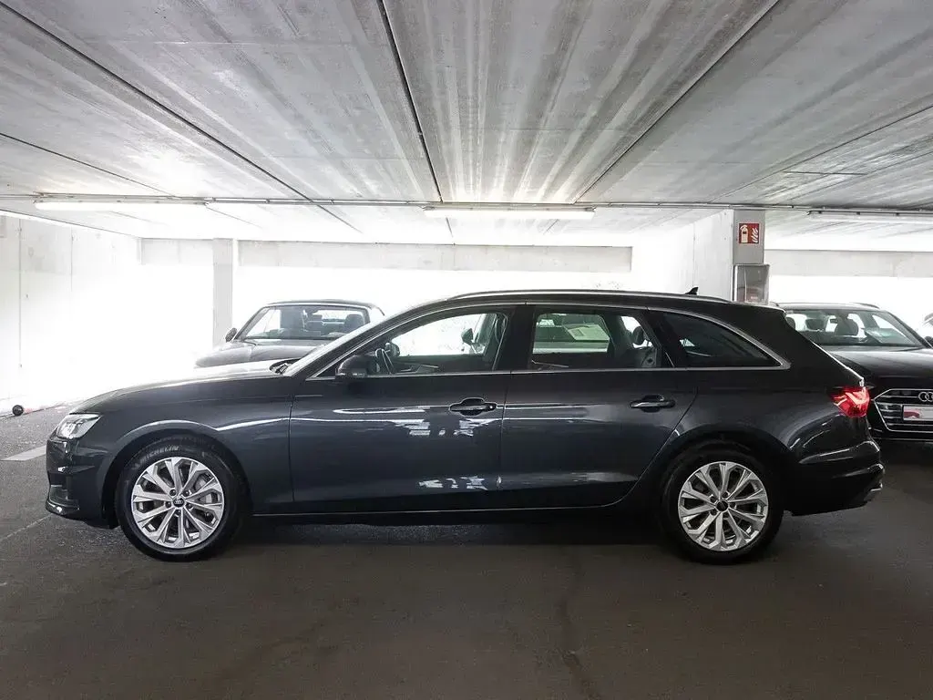 Gebraucht Audi A4 Ambiente 204 PS (150 kW) 2023 Manhattangrau metallic Kombi