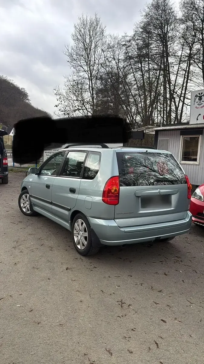 Gebraucht Mitsubishi Space Star 98 PS (72 kW) 2004 Grün Van / Kleinbus
