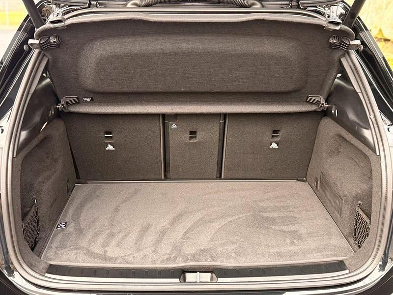 Gebraucht Mercedes GLA220 Progressive 190 PS (139 kW) 2024 Lack kosmosschwarz SUV