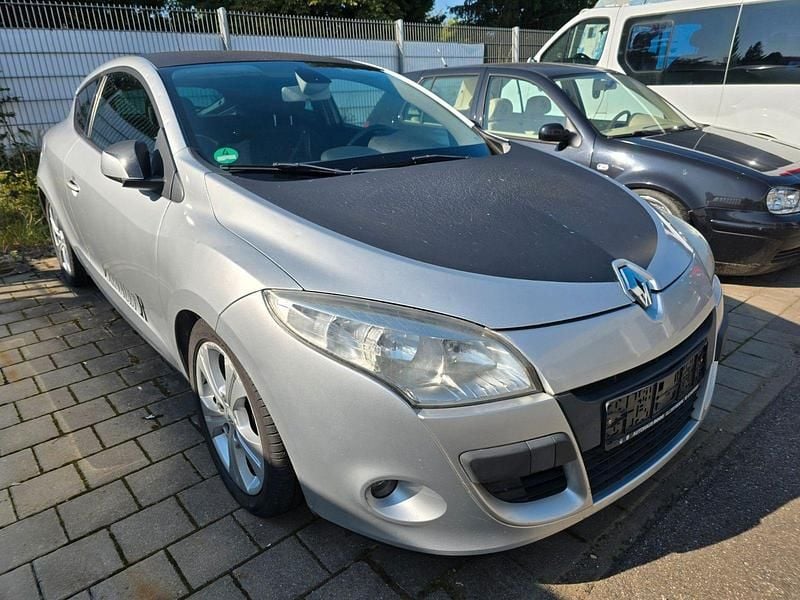 Grau Gebraucht 2009 Renault Mégane Coupé Dynamique Coupé | 2.900 € (Superpreis) - Bild 1/1