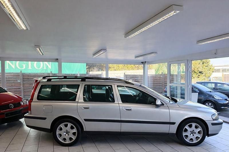 Gebraucht Volvo V70 Comfort 200 PS (147 kW) 2001 Silber Kombi
