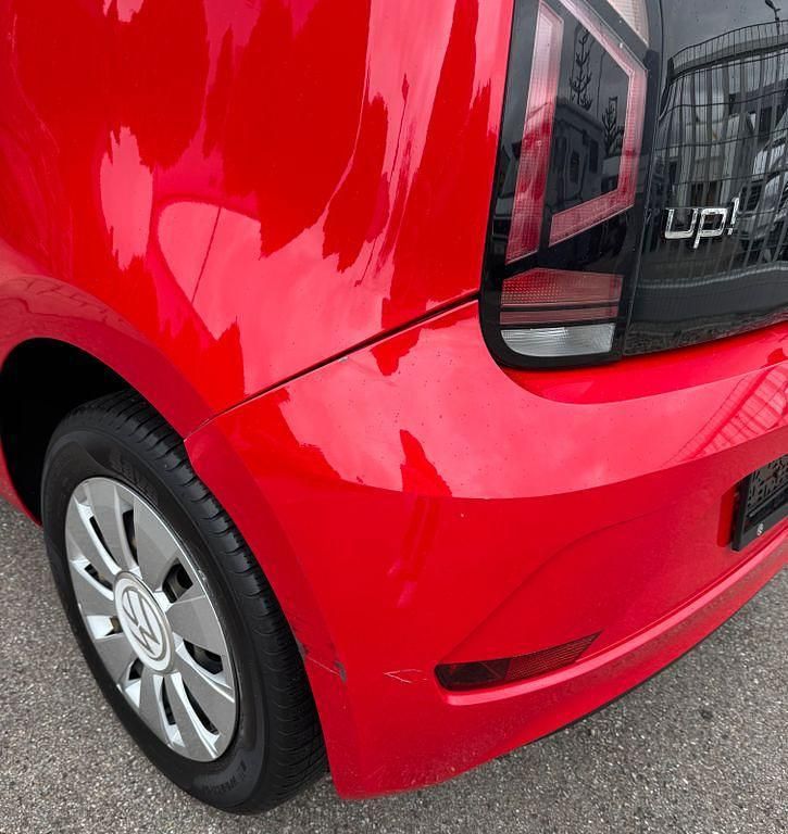 Gebraucht VW up! Basis 65 PS (47 kW) 2021 Tornadorot Kleinwagen