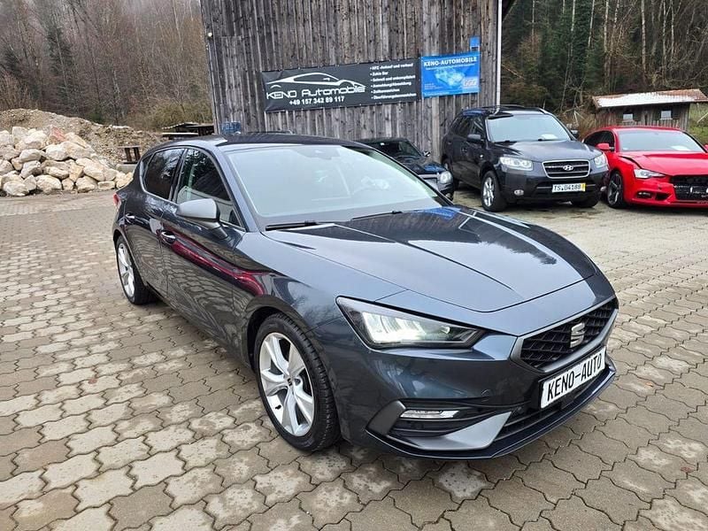 Gebraucht Seat Leon FR 131 PS (96 kW) 2022 Grau Limousine