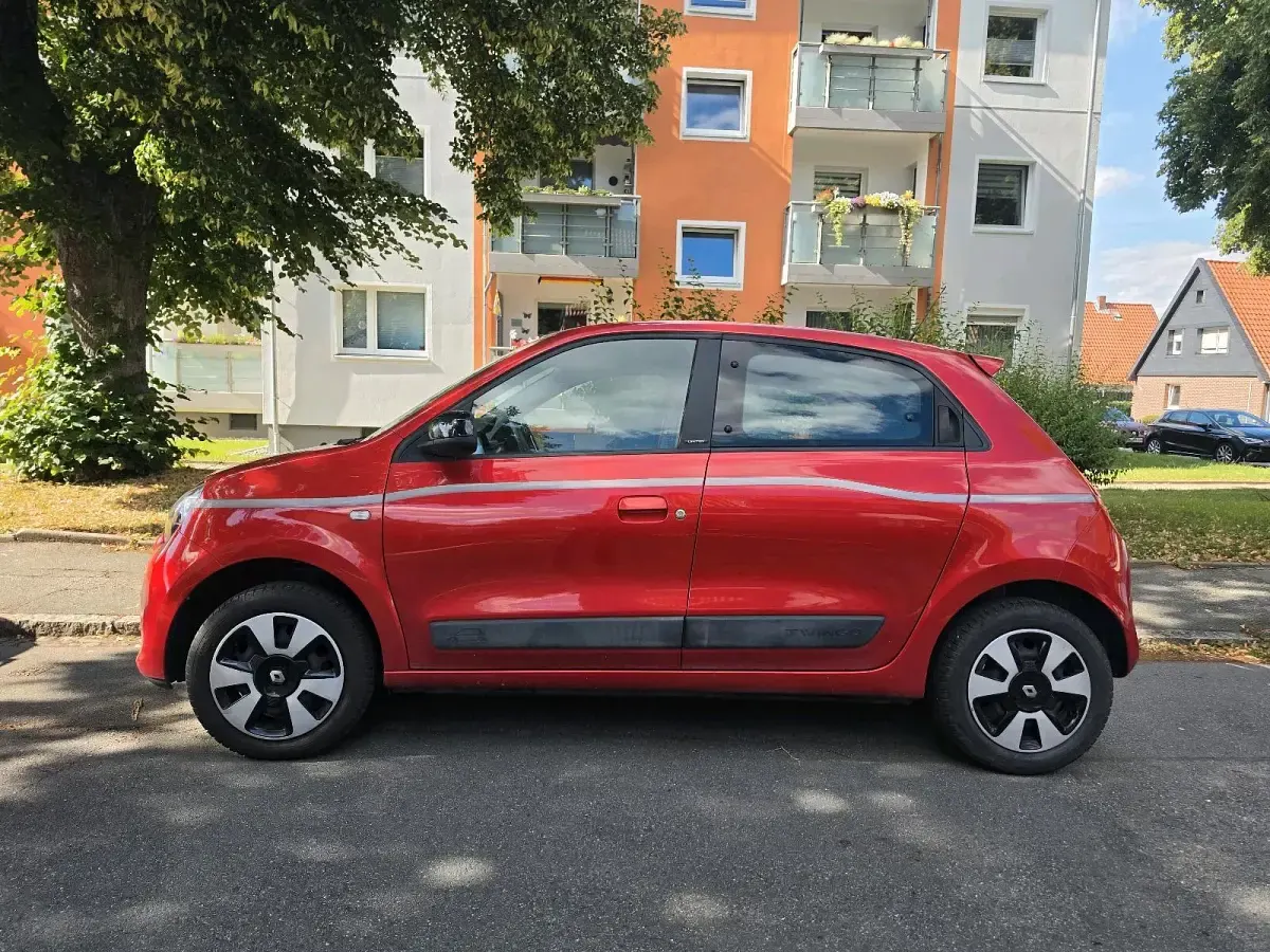 Gebraucht Renault Twingo LIMITED 71 PS (52 kW) 2018 Rot Kleinwagen