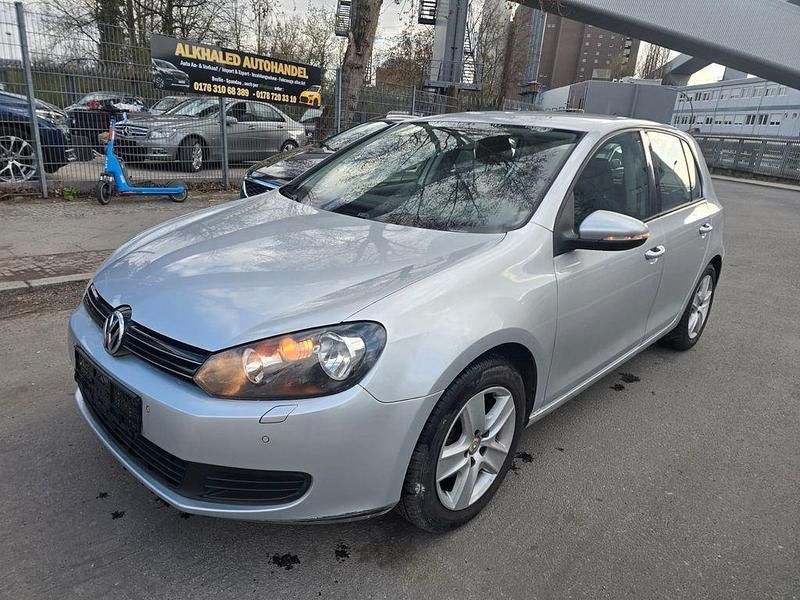 Gebraucht VW Golf VI Trendline 122 PS (89 kW) 2009 Silber Kleinwagen
