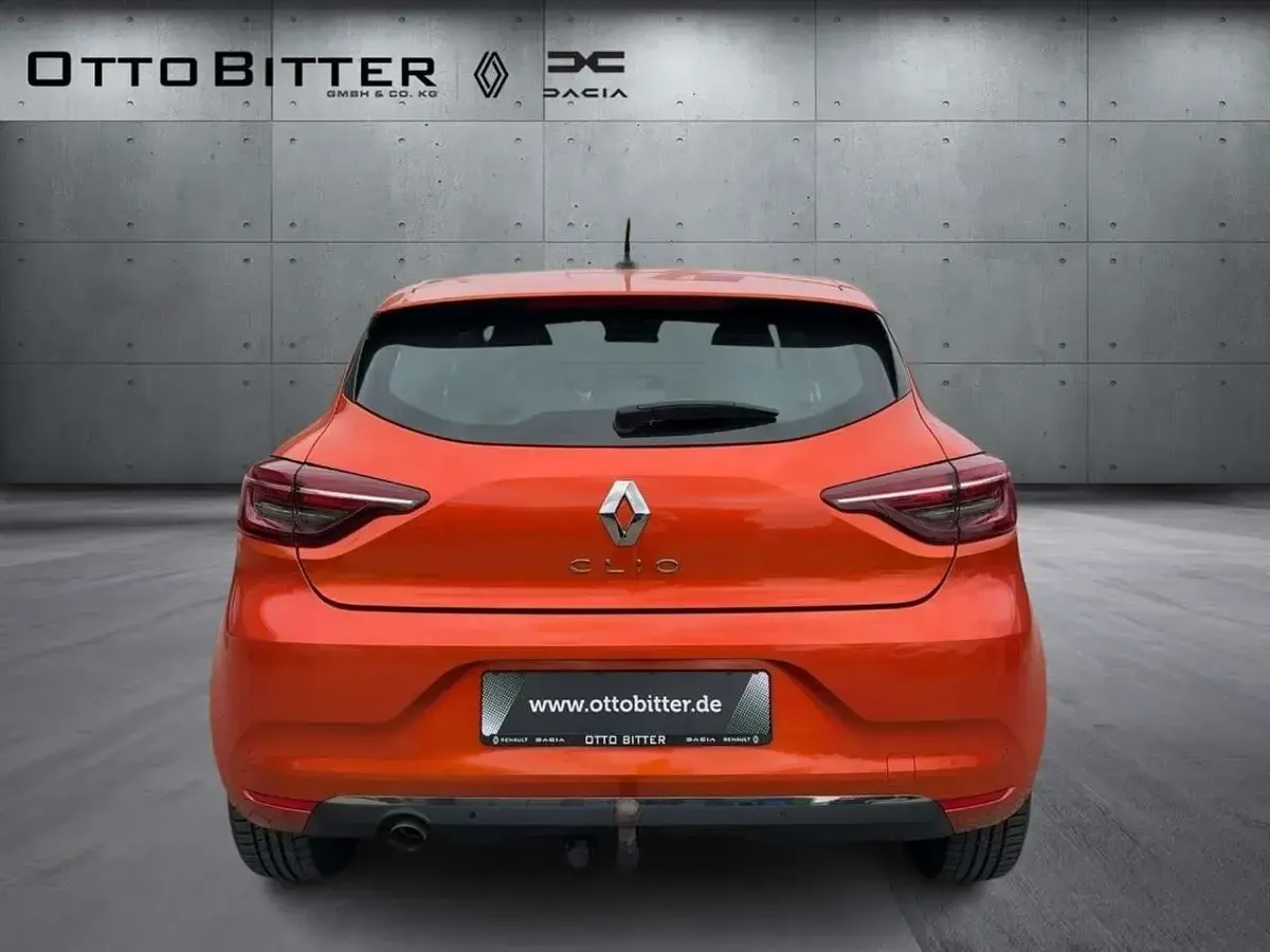 Gebraucht Renault Clio V Intens 91 PS (66 kW) 2021 Orange Limousine