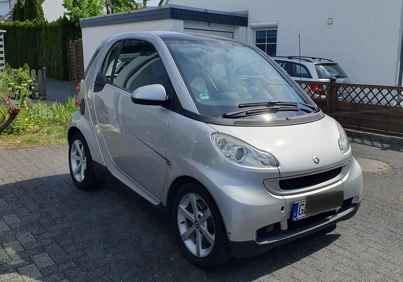 Silber Gebraucht 2007 Smart ForTwo Coupé Pulse Coupé | 2.650 € (Fairer Preis) - Bild 1/4