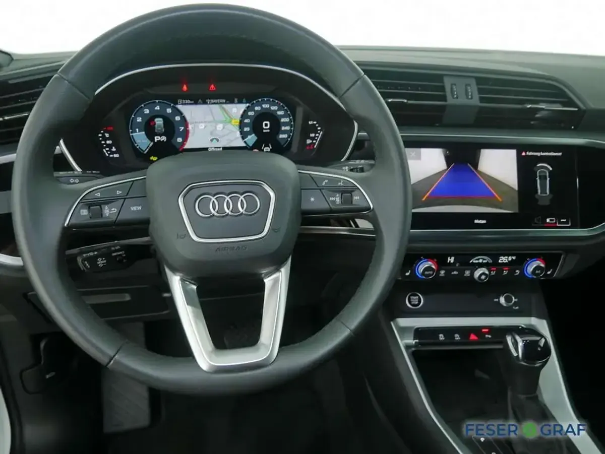 Gebraucht Audi Q3 Ambiente 150 PS (110 kW) 2025 Gletscherweiß SUV