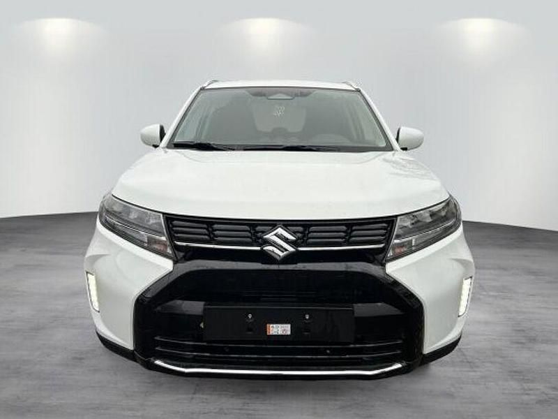 Gebraucht Suzuki Vitara 116 PS (85 kW) 2025 Weiss SUV