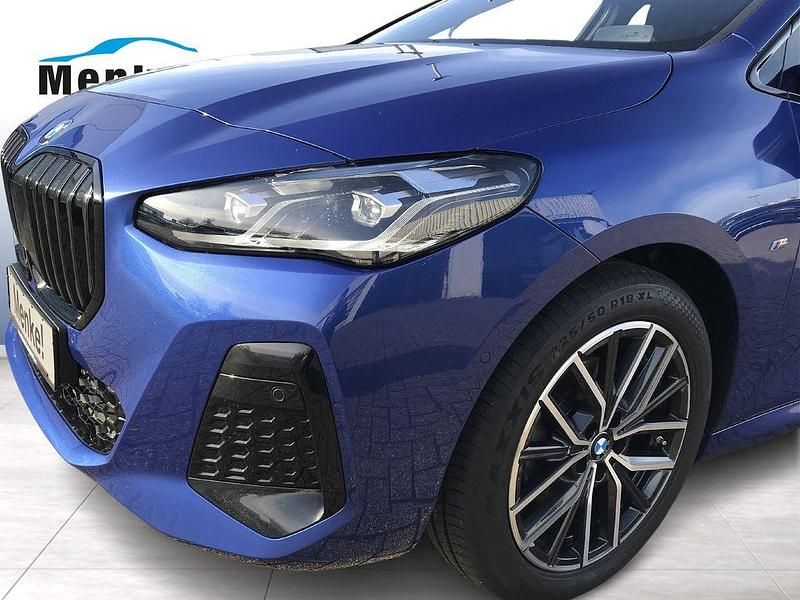 Gebraucht BMW 218 M Sport 136 PS (100 kW) 2024 Blau Van / Kleinbus