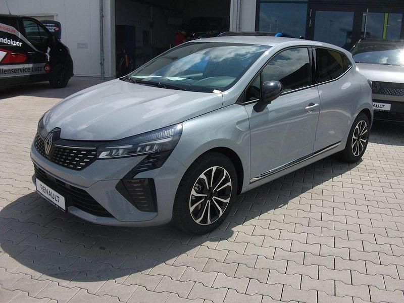 Neu Renault Clio V Techno 91 PS (66 kW) 2025 Grau Limousine