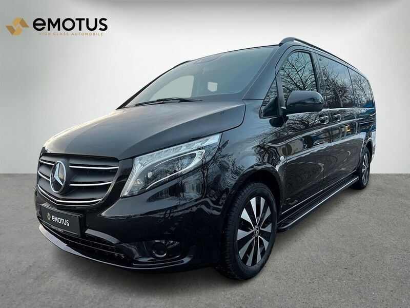 Schwarz Gebraucht 2022 Mercedes Vito Van / Kleinbus | 49.900 € - Bild 1/4