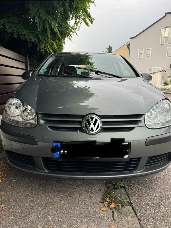 Grau Gebraucht 2005 VW Golf V Kleinwagen | 3.999 € (Fairer Preis) - Bild 1/4
