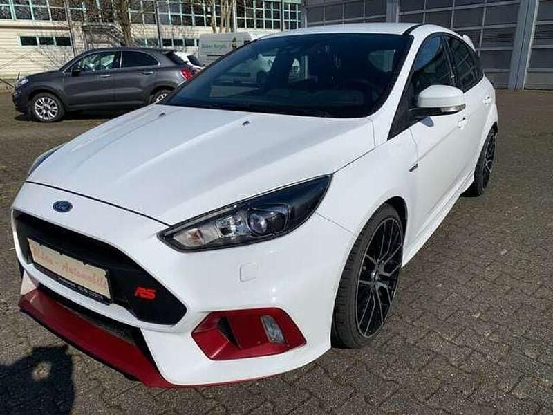 Gebraucht Ford Focus RS 350 PS (257 kW) 2017 Weiß Limousine