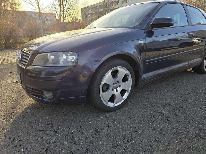 Gebraucht Audi A3 Attraction 102 PS (75 kW) 2004 Limousine