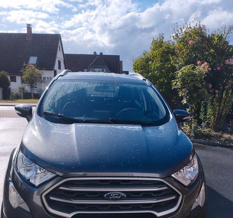 Grau Gebraucht 2020 Ford Ecosport Cool & Connect SUV | 13.850 € (Fairer Preis) - Bild 1/4