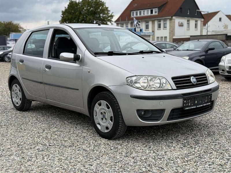 Gebraucht Fiat Punto 60 PS (44 kW) 2005 Silber Kleinwagen