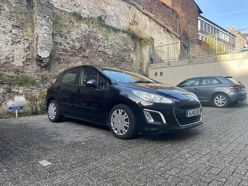 Gebraucht Peugeot 308 156 PS (114 kW) 2011 Schwarz Kleinwagen