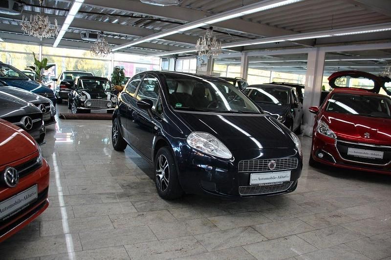 Gebraucht Fiat Grande Punto Active 65 PS (47 kW) 2009 Blau Kleinwagen