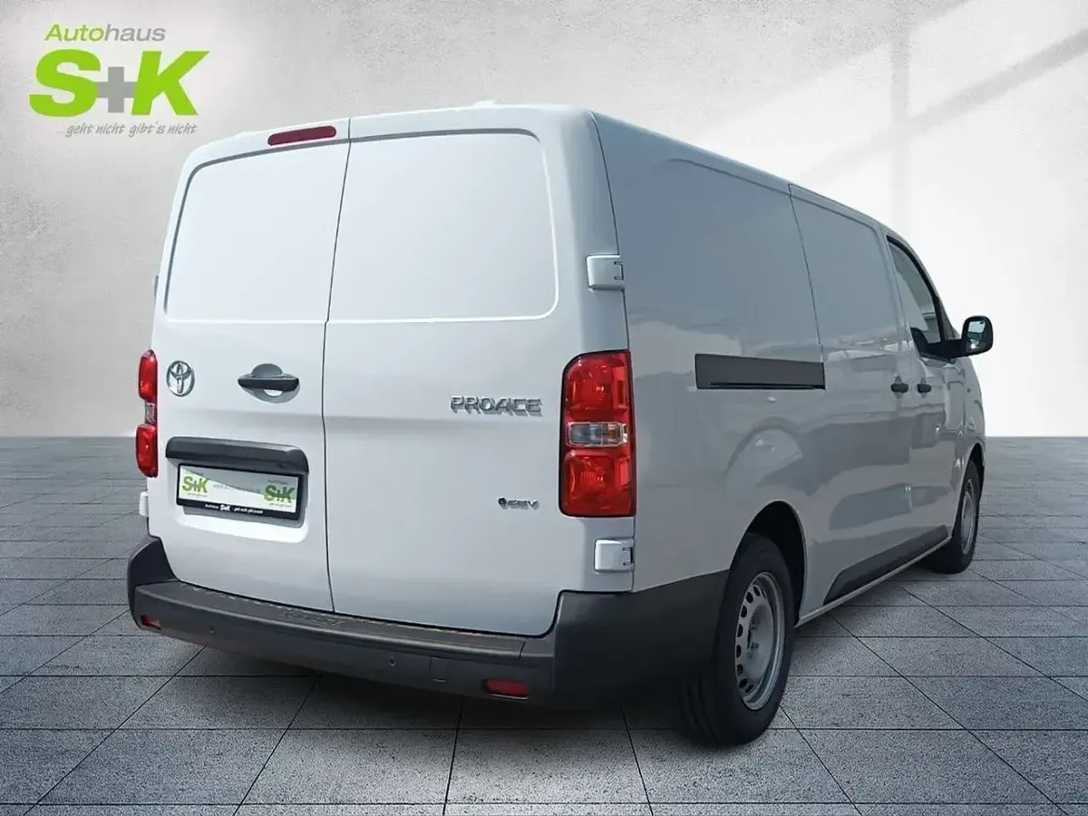 Neu Toyota Proace 100 kW (136 PS) 2026 Icy white Van / Kleinbus
