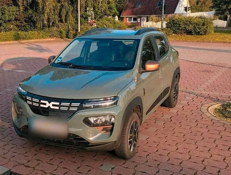 Gebraucht Dacia Spring Extreme 47 kW (65 PS) 2024 Grün Kleinwagen