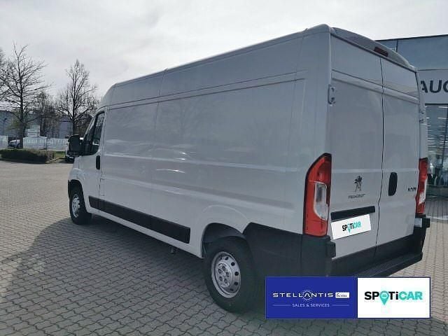 Gebraucht Peugeot Boxer 140 PS (102 kW) 2023 Weiß Van